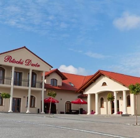 Potocki Dwór Hotel Jędrzejów Exterior foto